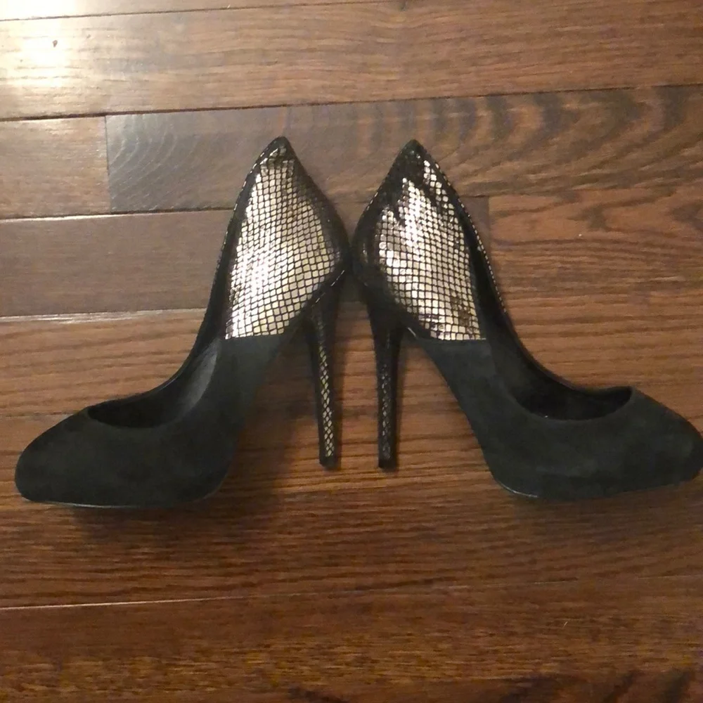 ALDO Gold and black suede high-heel shoes
